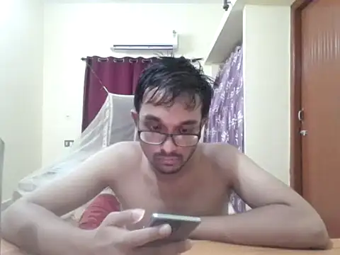 Snapshot of THE_NAKED_BOY chatting on 26, 9, 2025 THE NAKED BOY online show from 26, 9, 2025