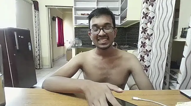 Snapshot of THE_NAKED_BOY chatting on 25, 1, 2025 THE NAKED BOY online show from 25, 1, 2025