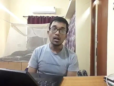 Snapshot of THE_NAKED_BOY chatting on 29, 11, 2025 THE NAKED BOY online show from 29, 11, 2025