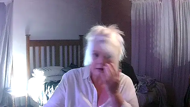 Miahotmilf online show from 10, 1, 2026