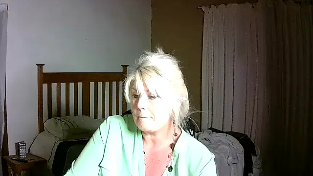 Miahotmilf online show from 22, 11, 2025