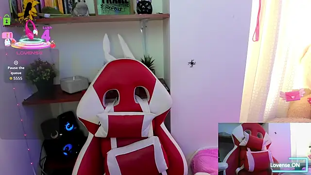 Snapshot of sweetlittlelisa chatting on 14, 10, 2025 sweetlittlelisa online show from 14, 10, 2025