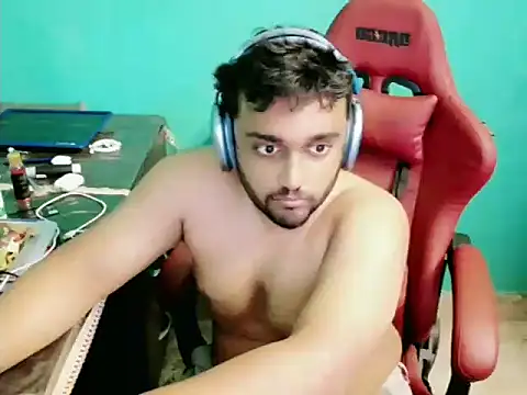 Snapshot of telugu_boy_ chatting on 18, 10, 2025 telugu boy online show from 18, 10, 2025