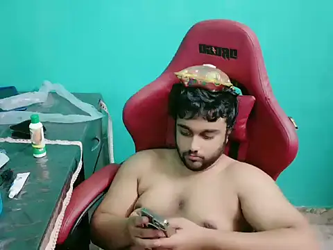 Snapshot of telugu_boy_ chatting on 19, 11, 2025 telugu boy online show from 19, 11, 2025