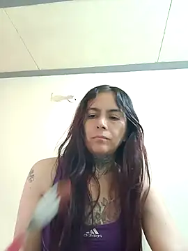 Dakary hot online show from 4, 10, 2025
