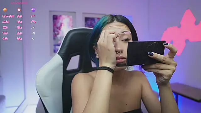 KayraOwen online show from 25, 9, 2025