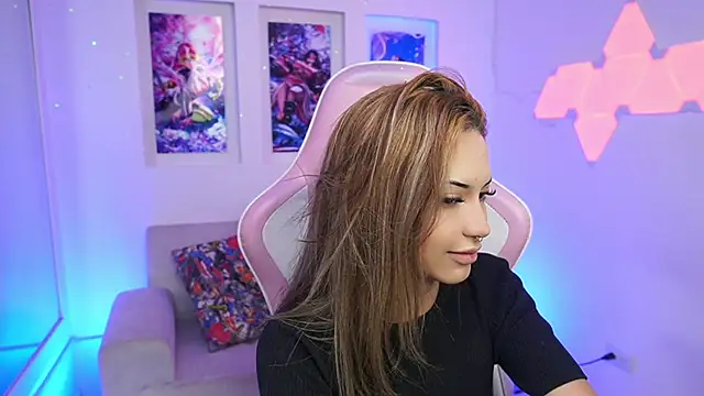 KayraOwen online show from 19, 3, 2025