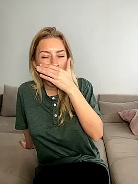 belle98 online show from 25, 11, 2025