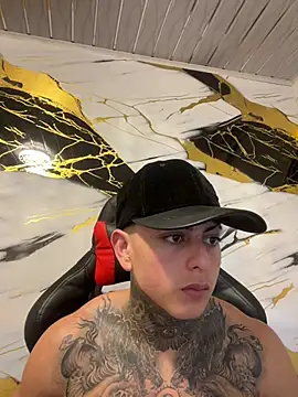 Kevin22 222 online show from 8, 2, 2025