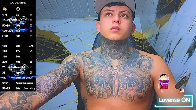 Kevin22 222 online show from 4, 12, 2025