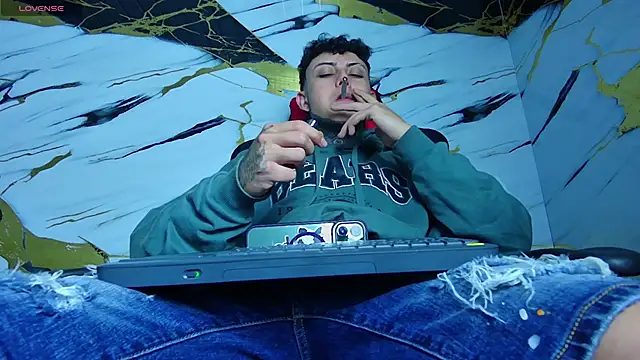 Kevin22 222 online show from 9, 2, 2025