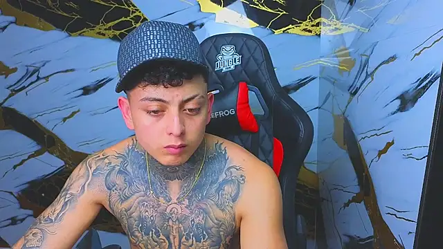 Kevin22 222 online show from 12, 11, 2025