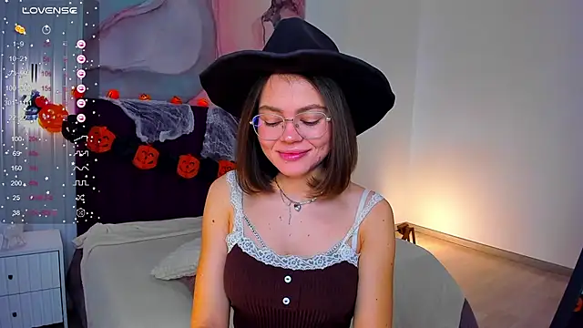 Snapshot of Kelly_Cuutie chatting on 30, 10, 2025 Kelly Cuutie online show from 30, 10, 2025