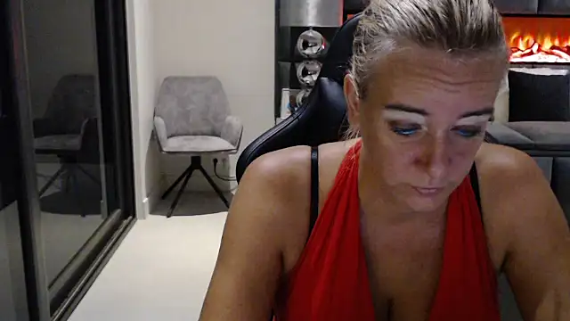 Wendysexyx online show from 6, 2, 2026