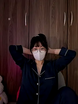 Baby Claraa online show from 1, 11, 2025