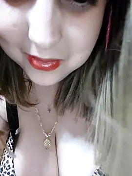 LoNa-daloua online show from 17, 2, 2026