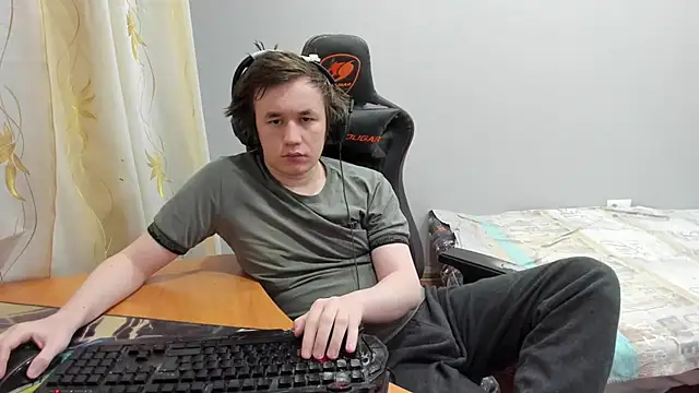 iliaskrislove online show from 7, 3, 2026