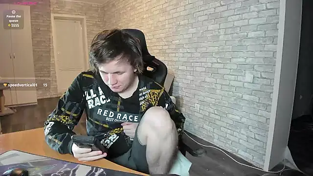 iliaskrislove online show from 13, 3, 2025