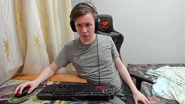 iliaskrislove online show from 4, 6, 2026
