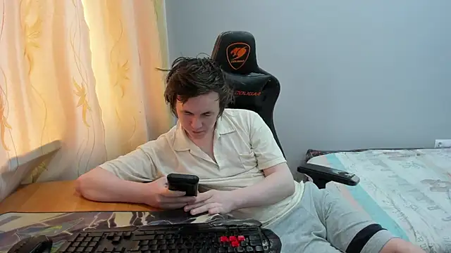 iliaskrislove online show from 21, 4, 2026