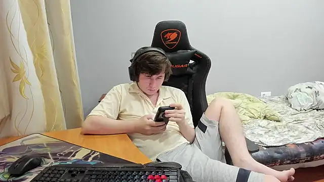iliaskrislove online show from 15, 9, 2025