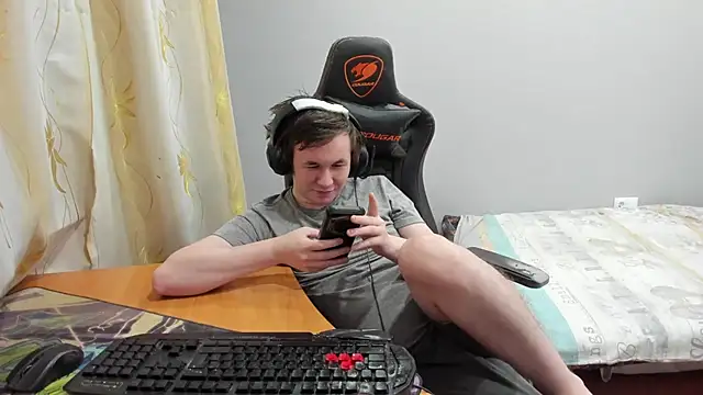 iliaskrislove online show from 12, 2, 2026