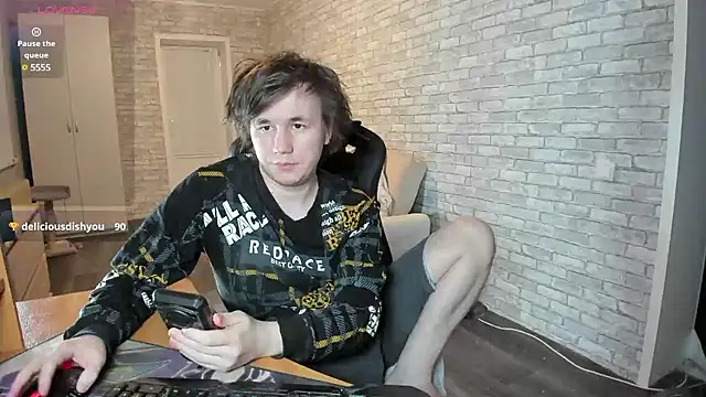 iliaskrislove online show from 13, 3, 2025