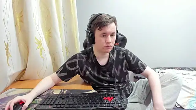 Snapshot of iliaskrislove chatting on 12, 6, 2026 iliaskrislove online show from 12, 6, 2026