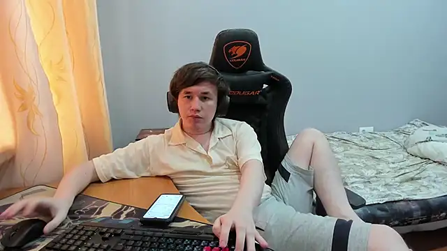 iliaskrislove online show from 15, 9, 2025