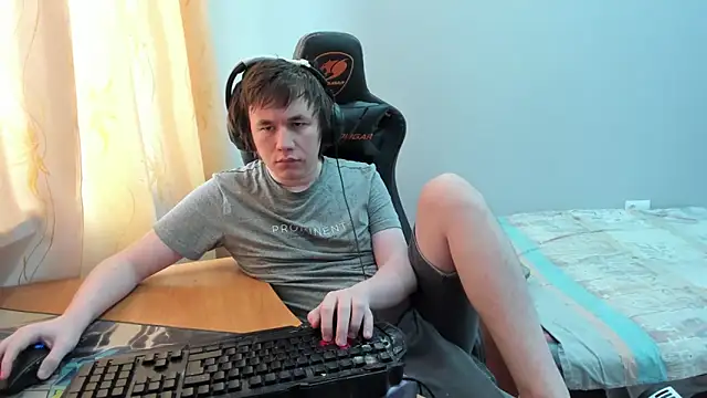 iliaskrislove online show from 11, 3, 2026