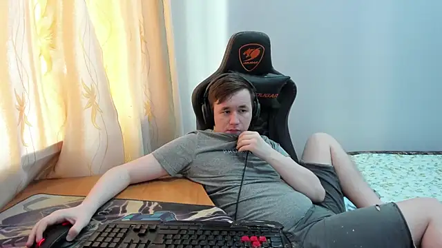 iliaskrislove online show from 1, 6, 2026