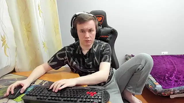 iliaskrislove online show from 22, 12, 2025