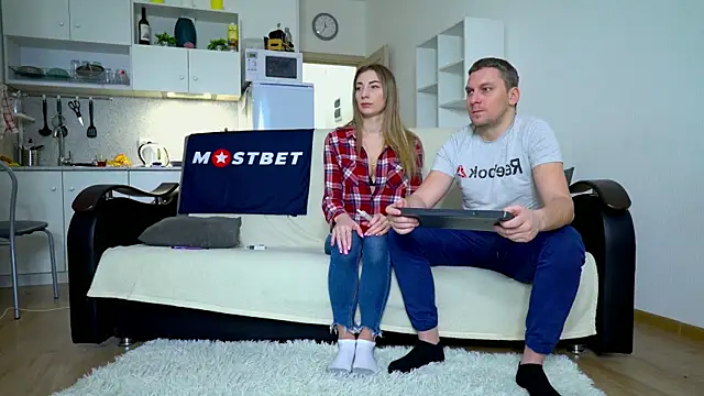 littlesweettifany online show from 25, 12, 2024