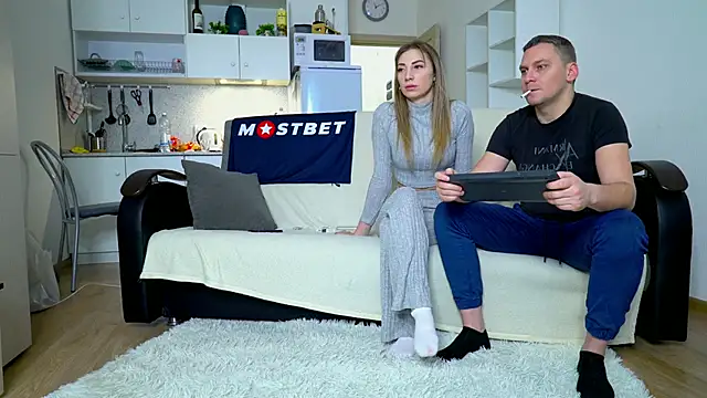 littlesweettifany online show from 9, 1, 2025