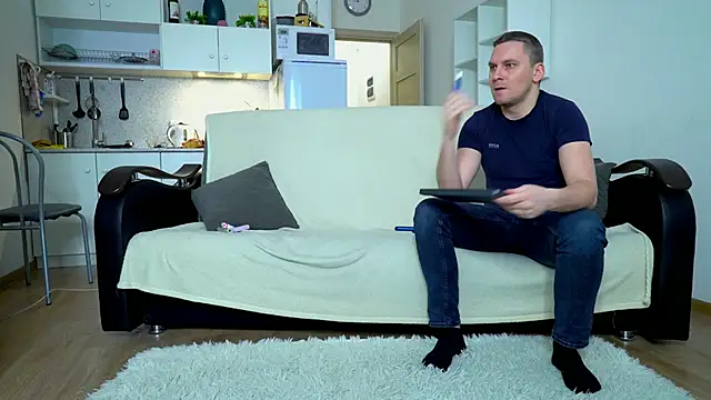 littlesweettifany online show from 11, 2, 2025