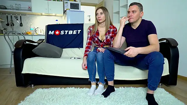 littlesweettifany online show from 14, 1, 2025