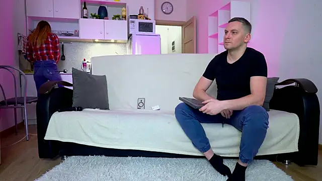 littlesweettifany online show from 17, 2, 2025