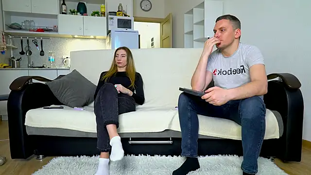 littlesweettifany online show from 21, 3, 2025