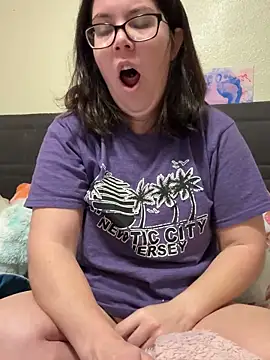 FreakNastyLacie online show from 27, 10, 2025