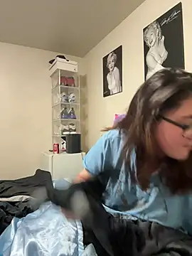 Snapshot of FreakNastyLacie chatting on 27, 5, 2026 FreakNastyLacie online show from 27, 5, 2026