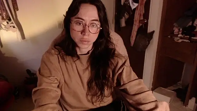 emily pearl  online show from 15, 11, 2025