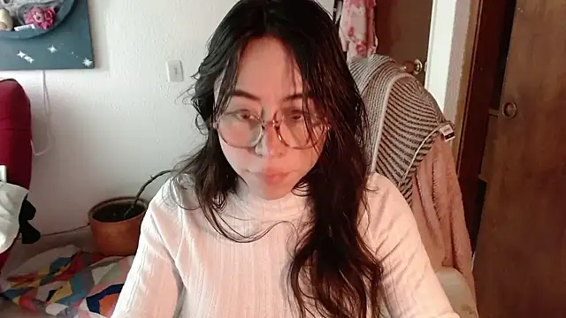 emily pearl  online show from 10, 1, 2026