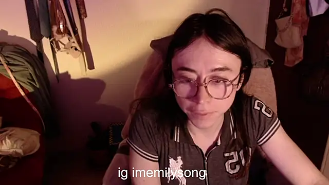 emily pearl  online show from 27, 11, 2025