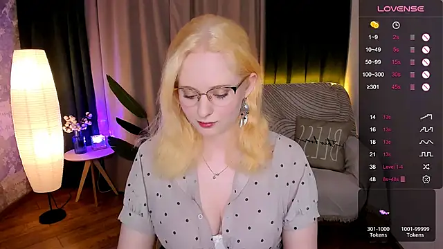 Aemilia  online show from 21, 1, 2025