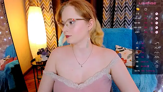 Aemilia  online show from 30, 11, 2025