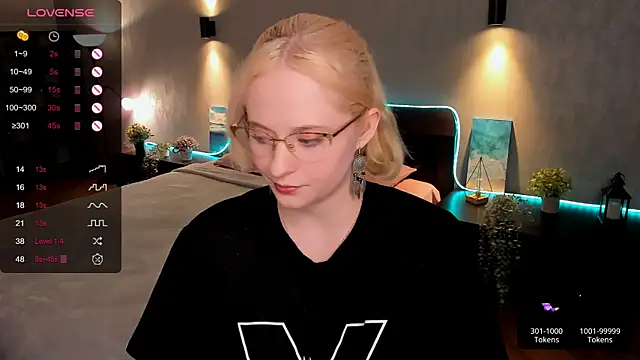 Aemilia  online show from 6, 2, 2025