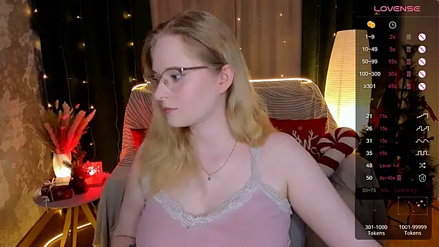 Aemilia  online show from 5, 12, 2025