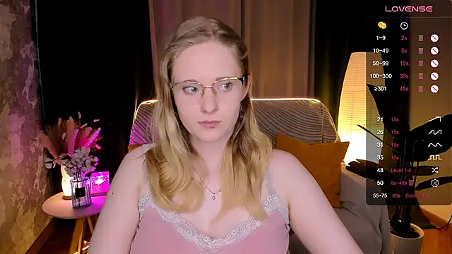 Aemilia  online show from 4, 3, 2026