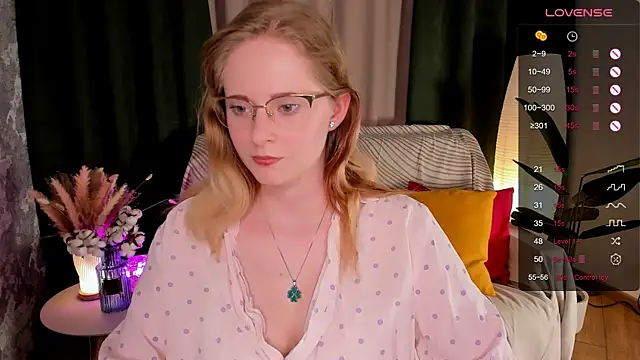 Aemilia  online show from 11, 6, 2026