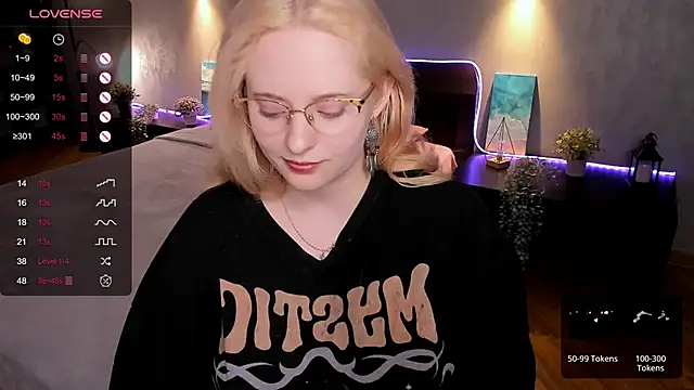 Aemilia  online show from 4, 2, 2025